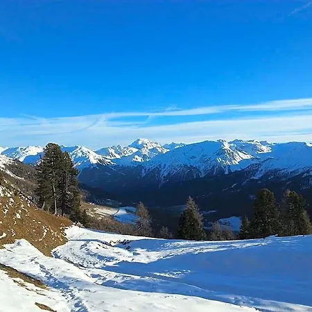 Chavalatsch Inn 2*
